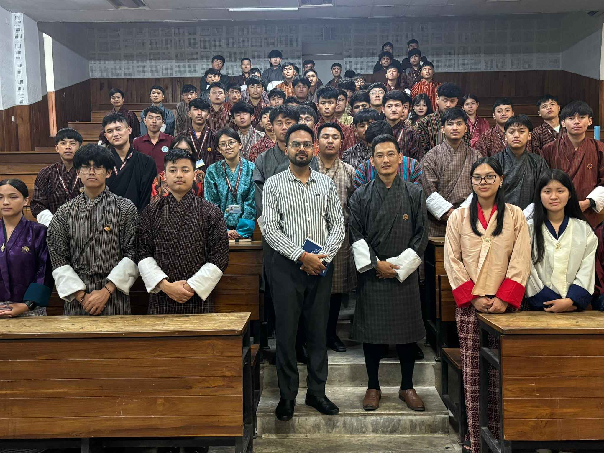 Introductory Session Welcomes New Students and Staff to the ME Community